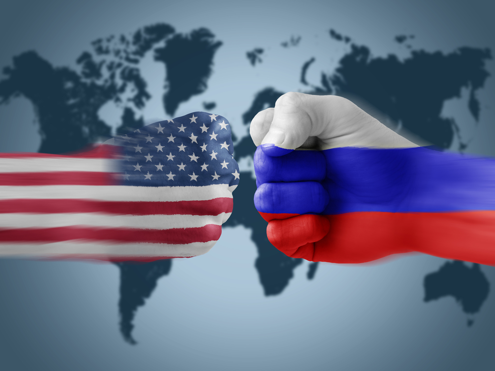 USA-Russia fists