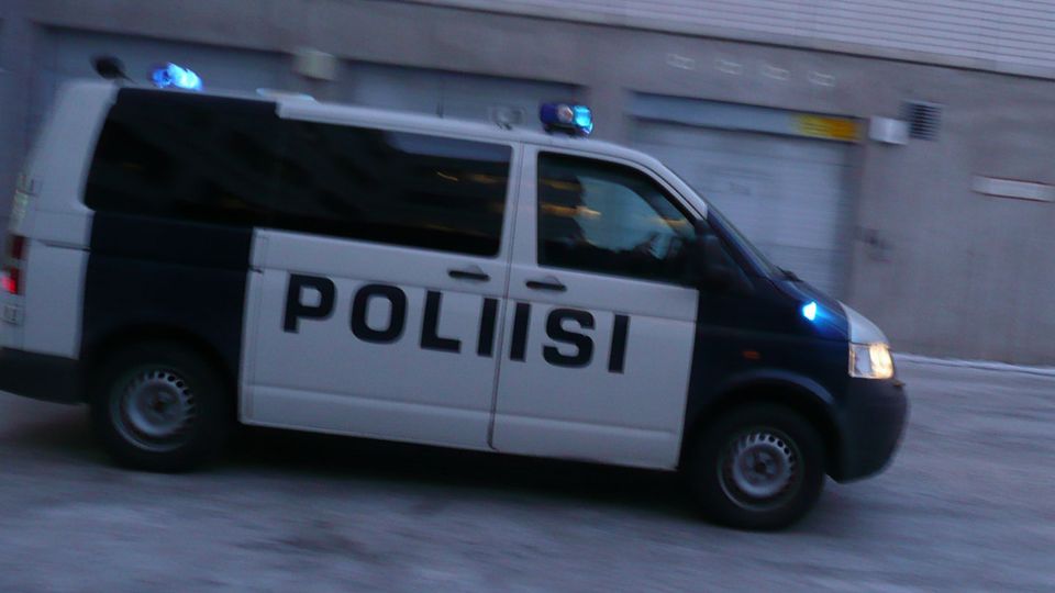 Poliisi auto
